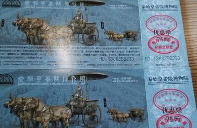 内容插入图片